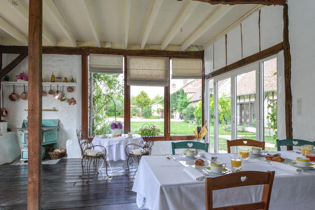 La Ferme Des Impressionnistes Bed & Breakfast Gasny ภายนอก รูปภาพ