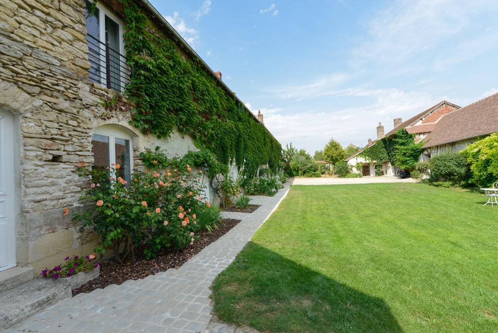 La Ferme Des Impressionnistes Bed & Breakfast Gasny ภายนอก รูปภาพ